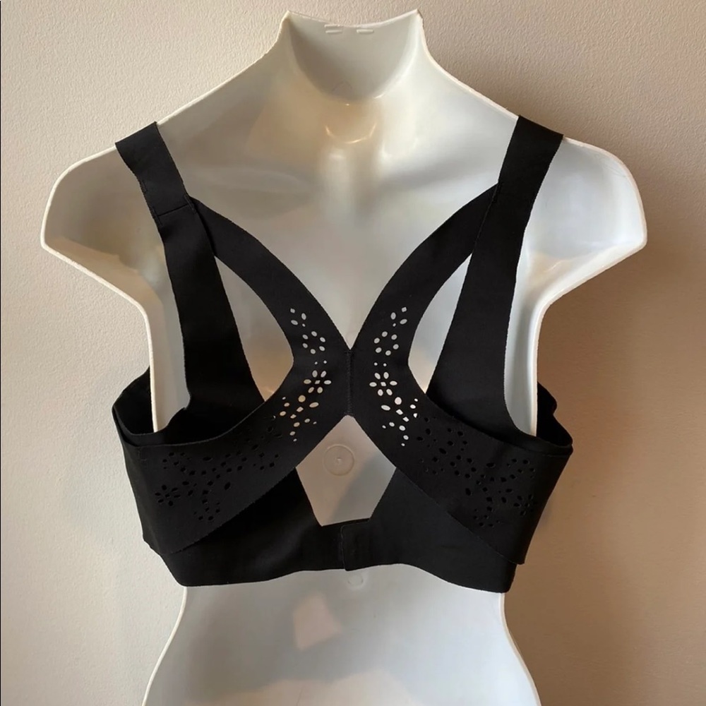 (34B) Victoria’s Secret Victoria Sport Angel Max Black Sports Bra - Picture 11 of 12